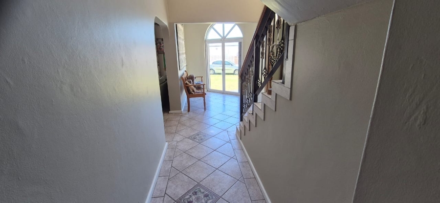 4 Bedroom Property for Sale in Summerstrand Eastern Cape